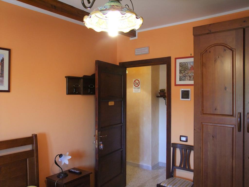 B&B A Robba De Pupi Агрідженто Номер фото